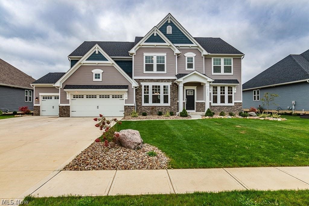 Photo of 36603 Amalfi Road, North Ridgeville, OH 44039 (MLS # 5211175)