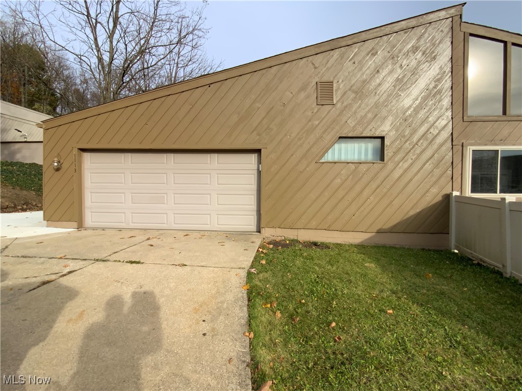 1113 Applegrove Street, North Canton, Ohio image 4