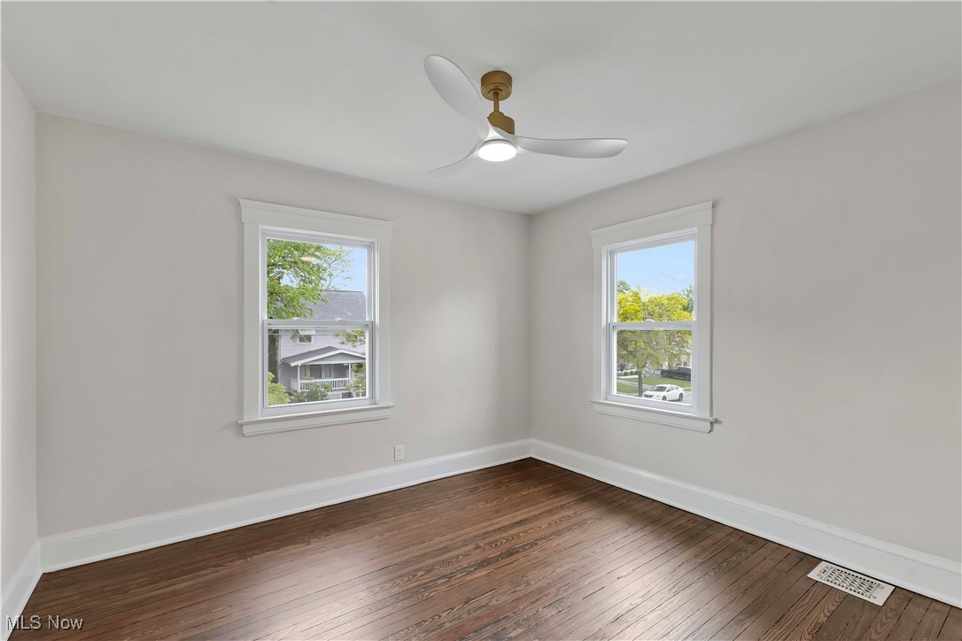1541 Cordova Avenue, Lakewood, Ohio image 17