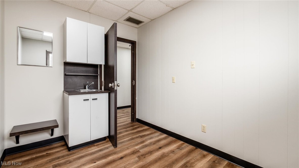 Doctors Park Condo 01 - Commercial Sale