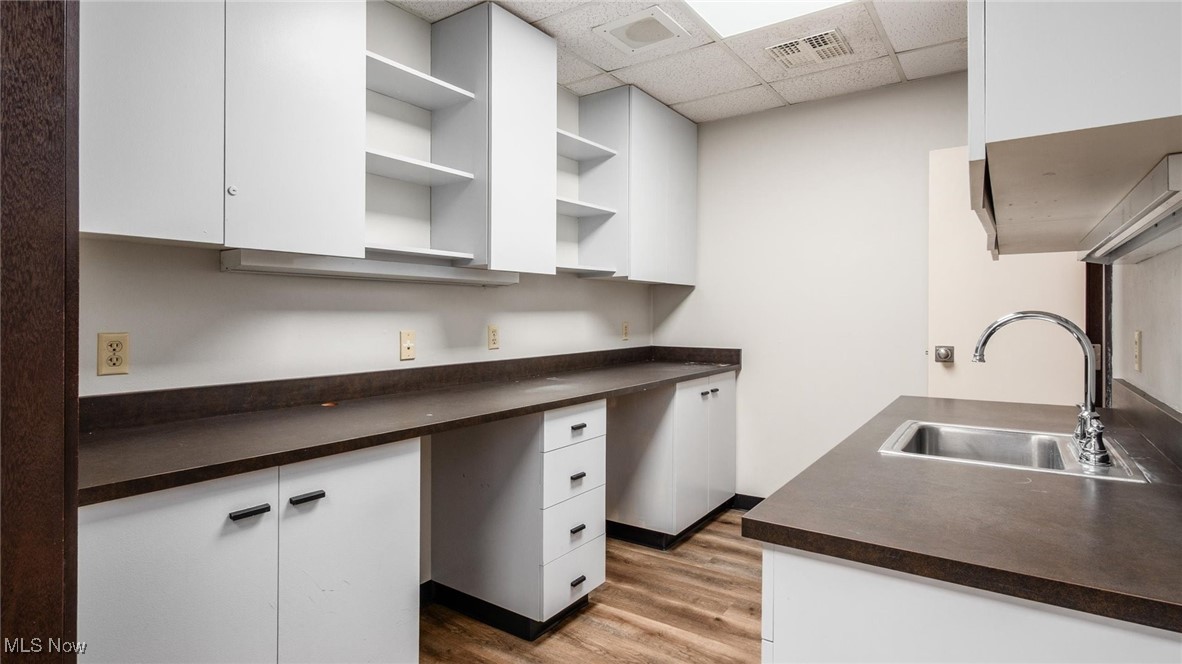 Doctors Park Condo 01 - Commercial Sale