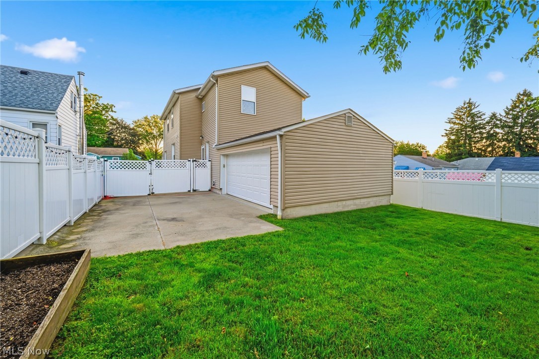 Akron Gardens - Residential