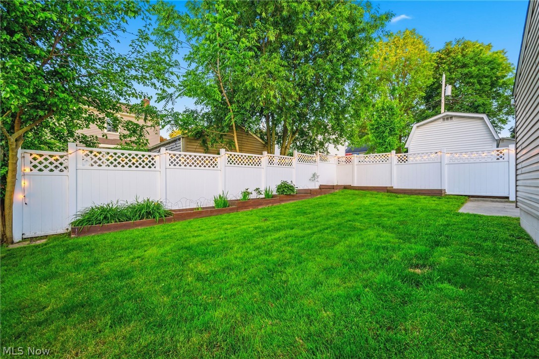 Akron Gardens - Residential