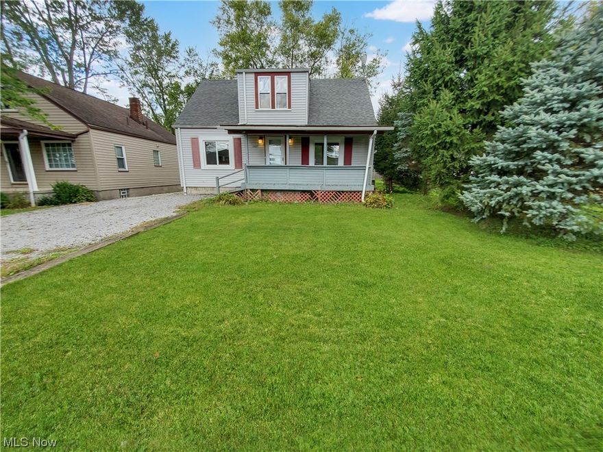 Check out this charming 3-bedroom, 1.5-bathroom Cape Cod is nestled on an expansive lot in the heart of Niles, Ohio. Conveniently located near shopping, dining, and entertainment. The first floor boasts a bedroom and a full bathroom for easy accessibility, while the second floor features two more bedrooms and a half bath. Additionally, you'll find a versatile bonus room, perfect for use as an office, playroom, or cozy sitting area. The home needs some TLC and is ready for a new owner to customize the space to meet their needs.