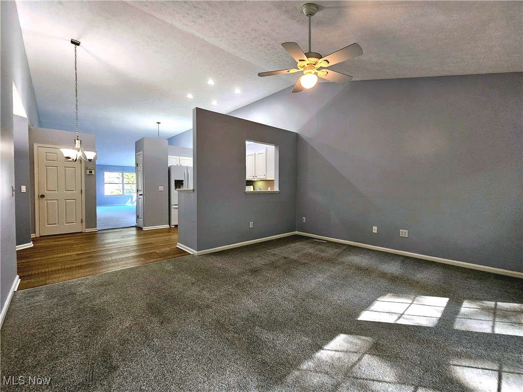 Falls Pointe - Residential