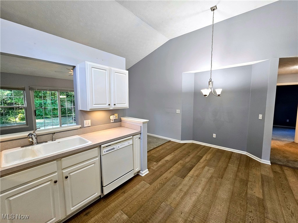 Falls Pointe - Residential