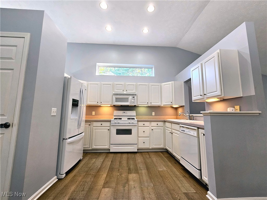 Falls Pointe - Residential