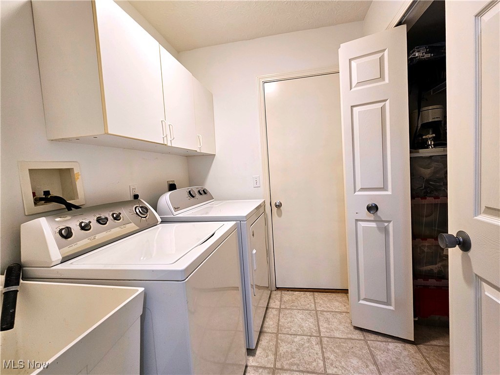 Falls Pointe - Residential