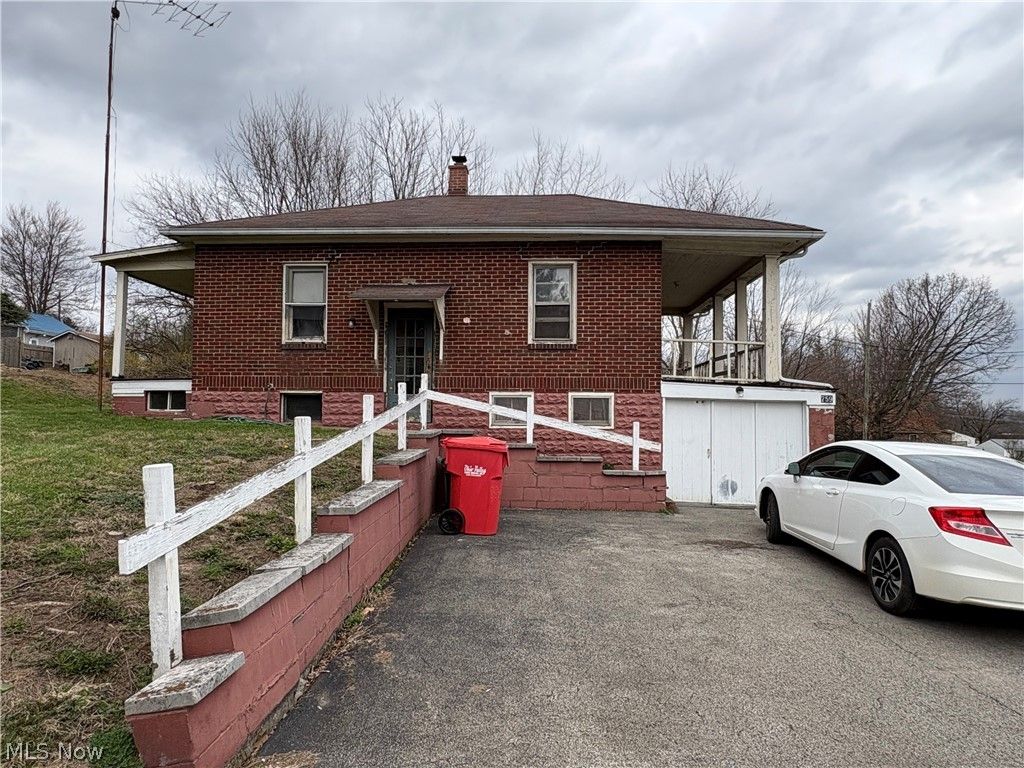 Photo of 759 Gaylord Avenue, Masury, OH 44438 (MLS # 5197764)