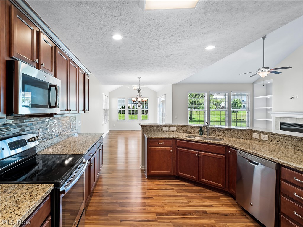 Village/Waterside Xings South - Residential