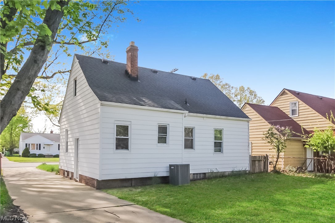 Euclid 20 - Residential Lease