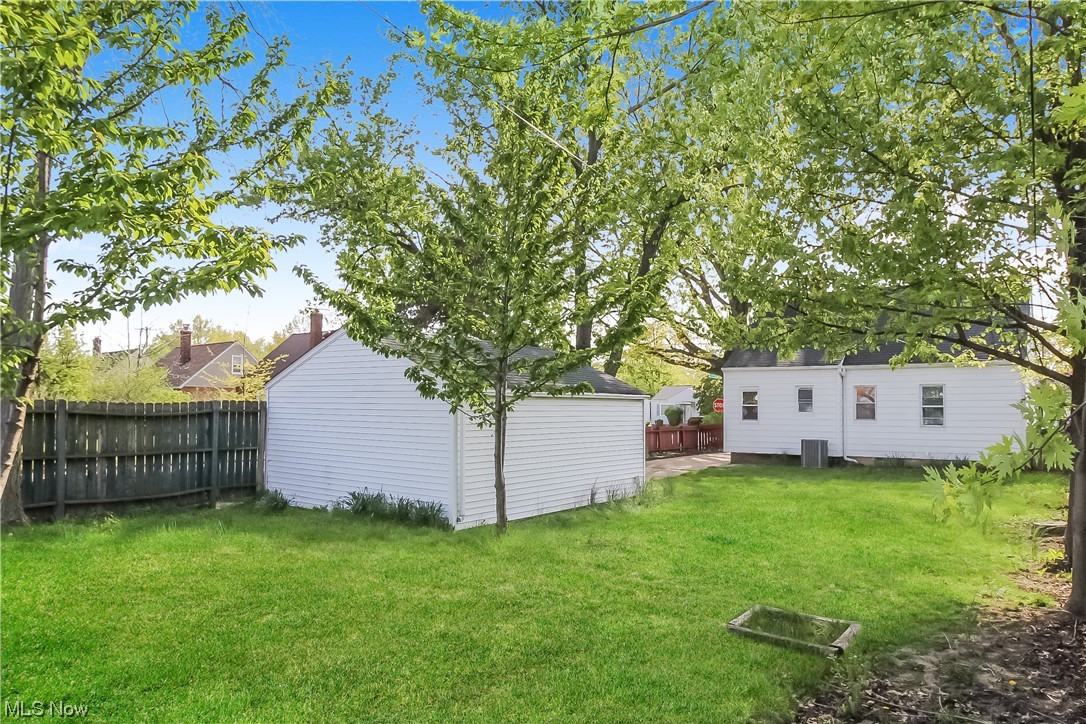 Euclid 20 - Residential Lease