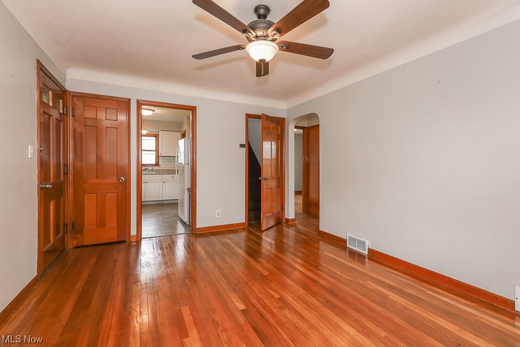 Royal Rdg Sub - Residential