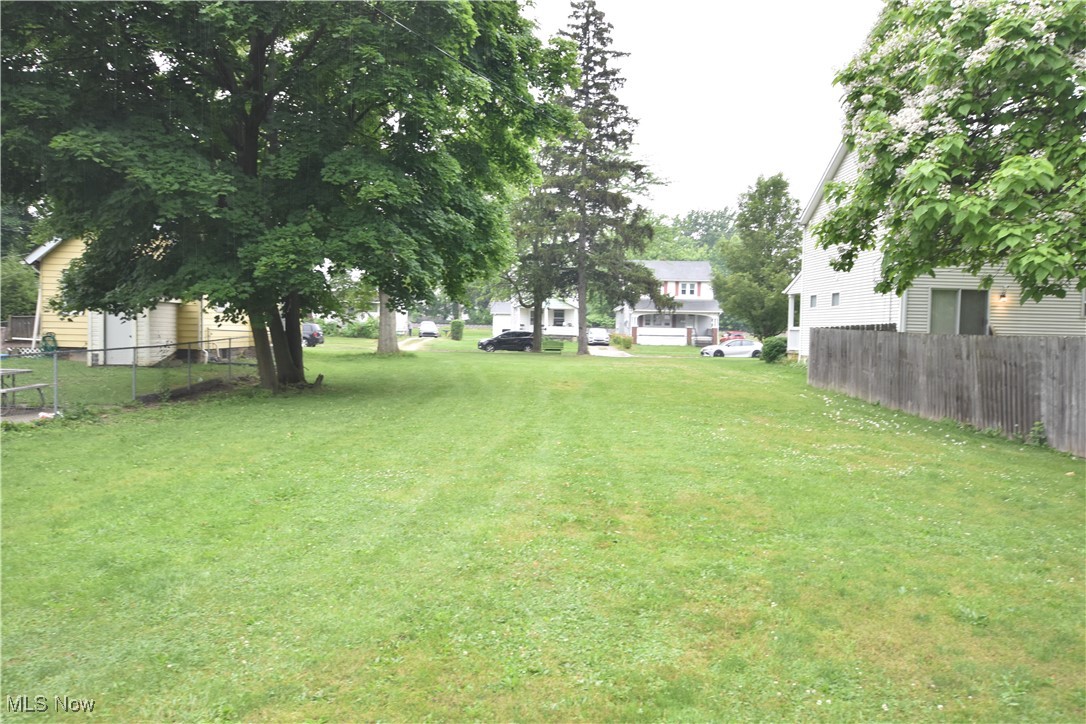 433 Adams Street, Elyria, Ohio image 5