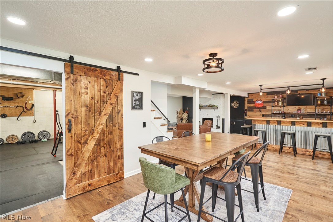 Oak Leaf - Residential