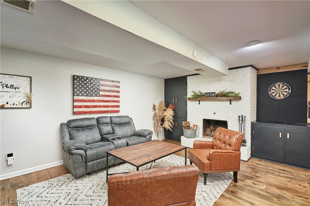 Oak Leaf - Residential