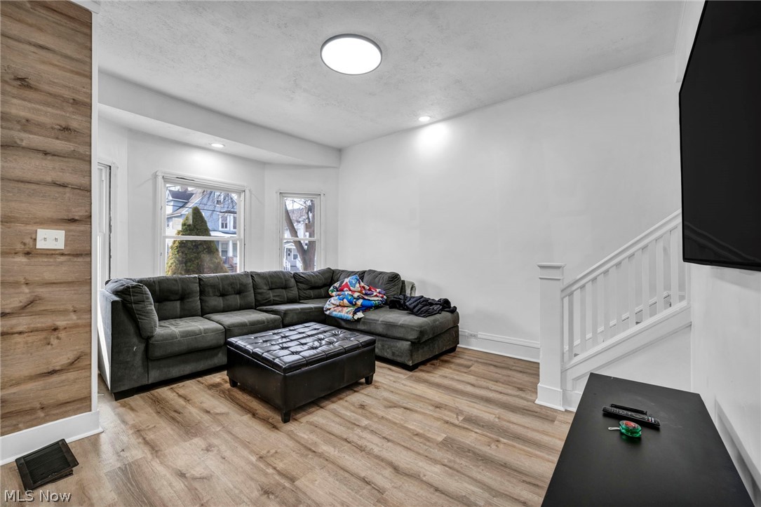 Stone Hickox Hosmer - Residential