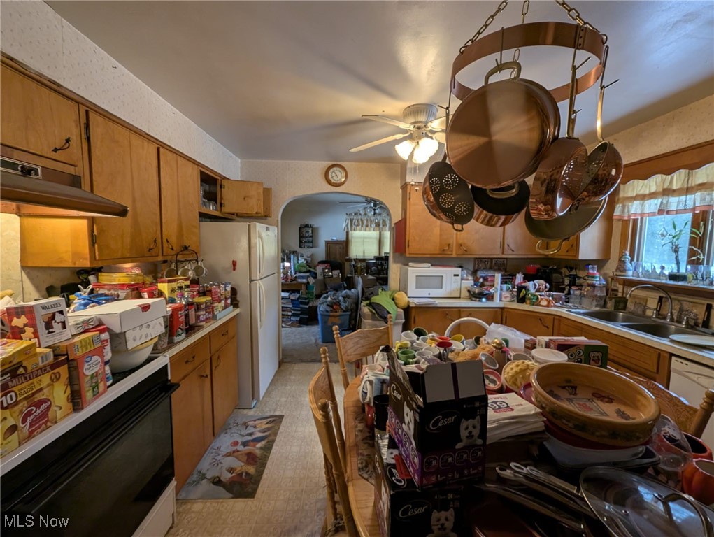 2845 Hedrick Lane, Ashtabula, Ohio image 3
