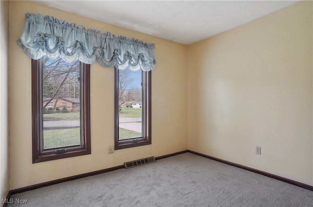 4716 Strouble Drive, Canton, Ohio image 18