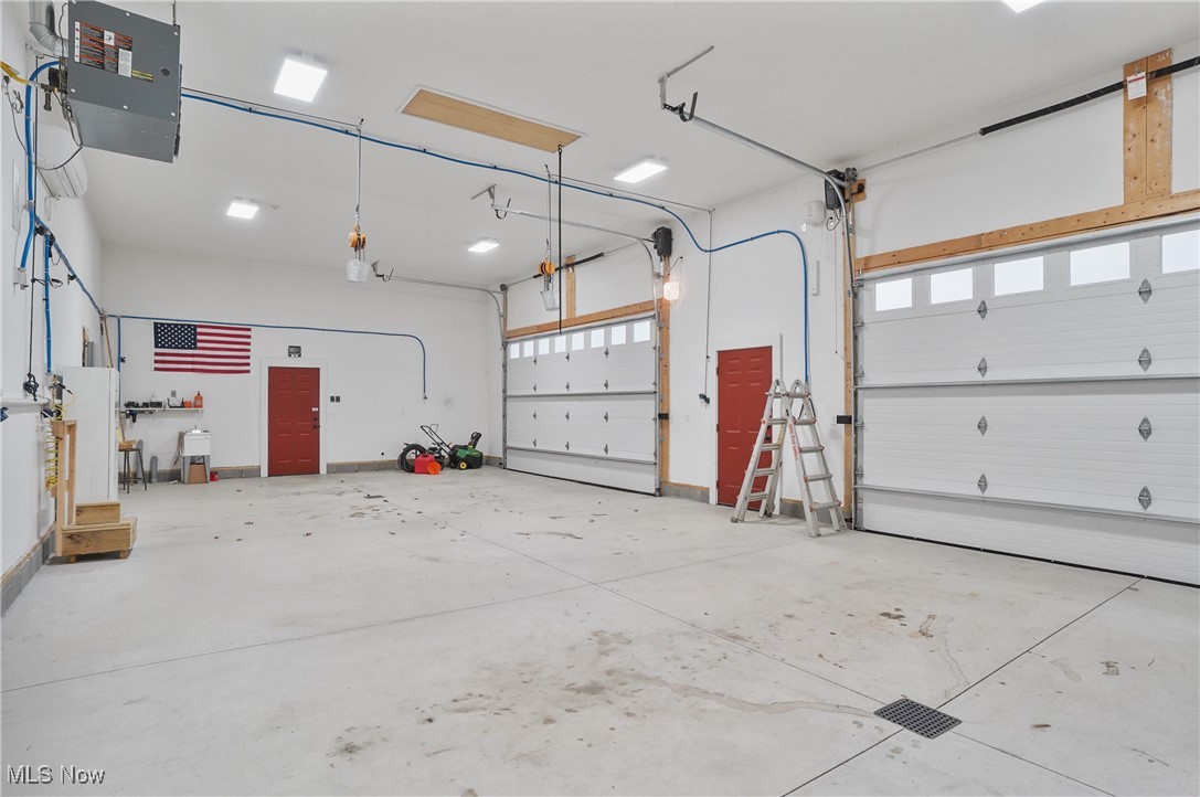 4716 Strouble Drive, Canton, Ohio image 30
