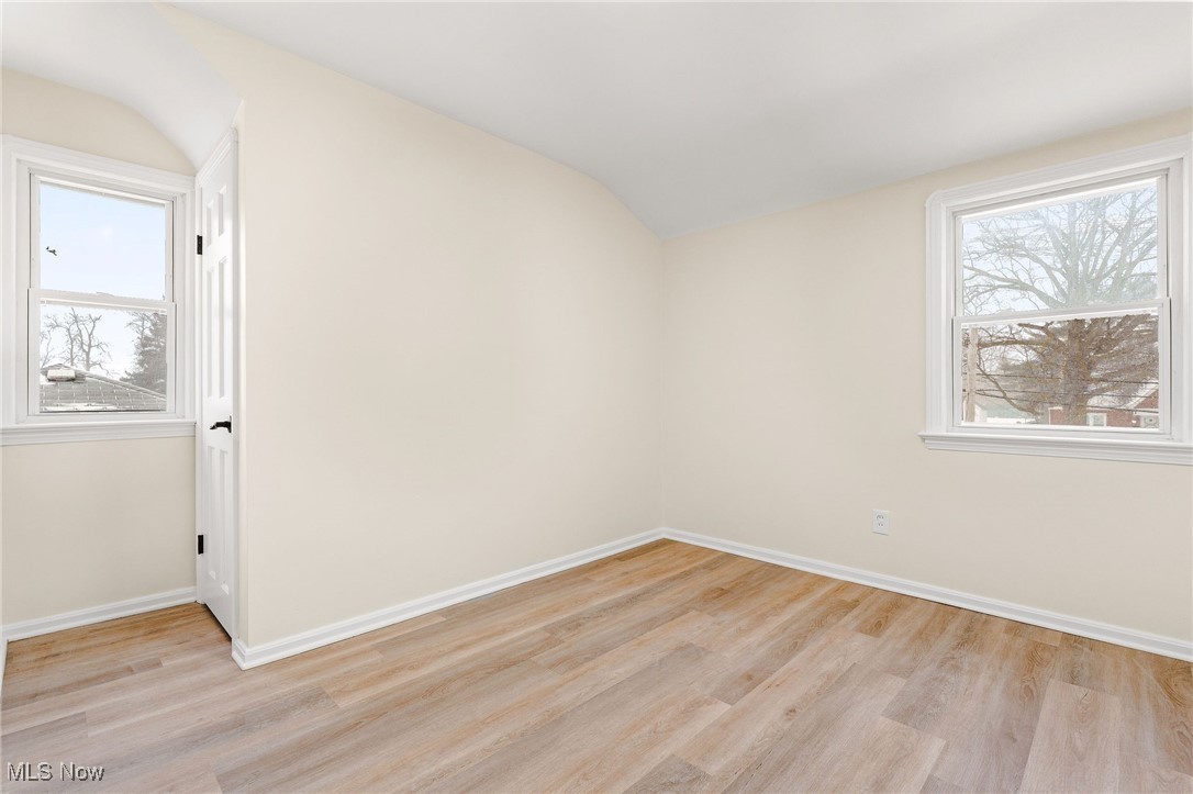 Knickerbocker Land Co Euclid V - Residential Income