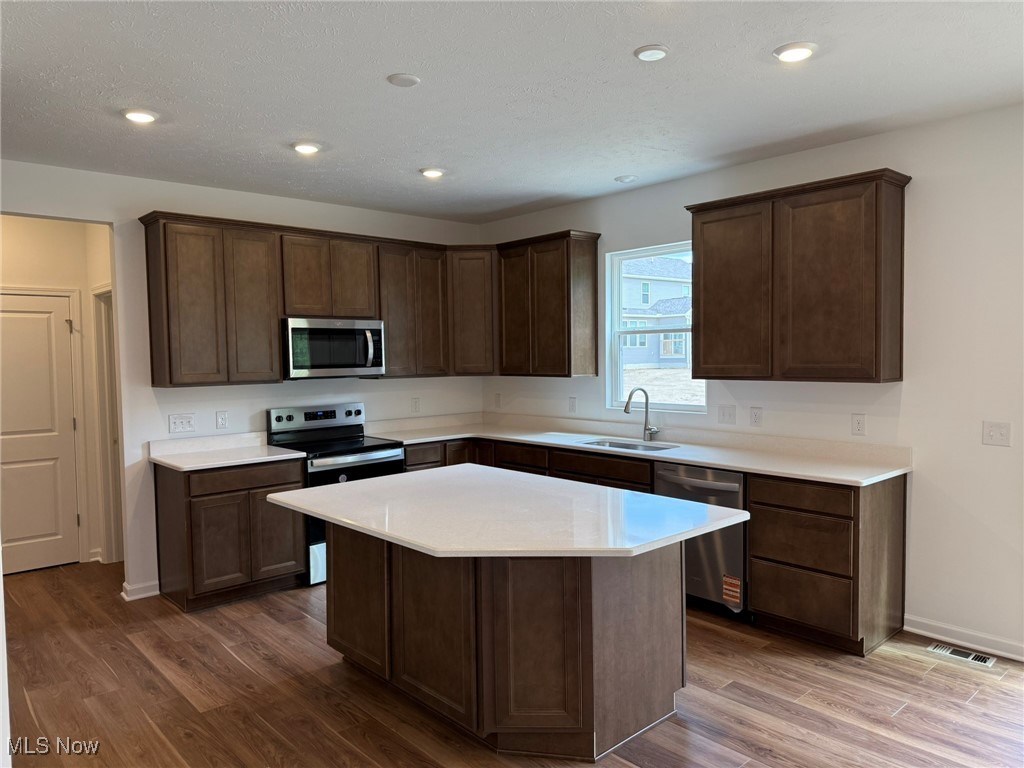 23669 Wallys Way, Columbia Station, Ohio image 2