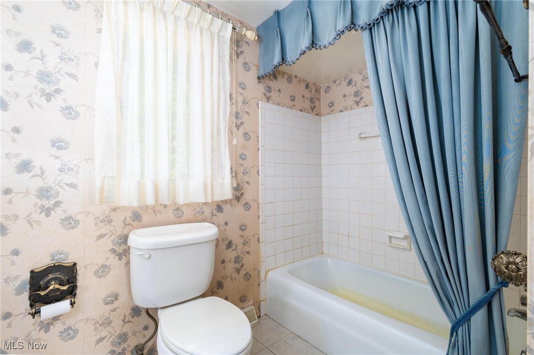 128 E Circle Drive, Weirton, West Virginia image 37