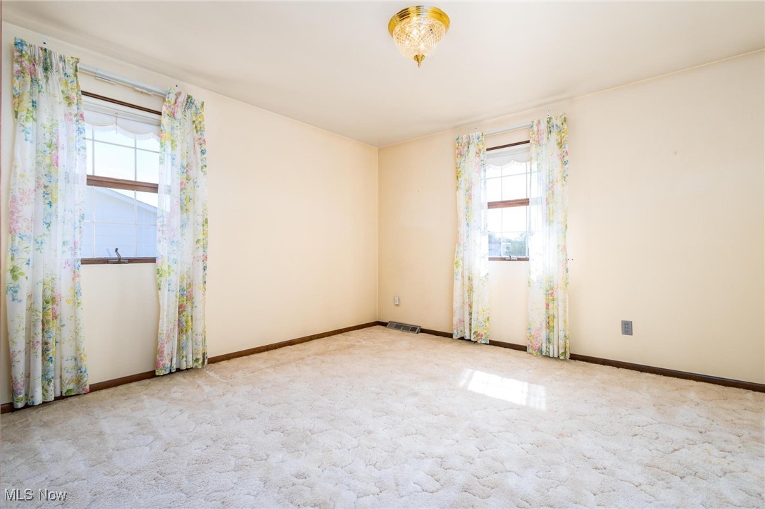 128 E Circle Drive, Weirton, West Virginia image 34