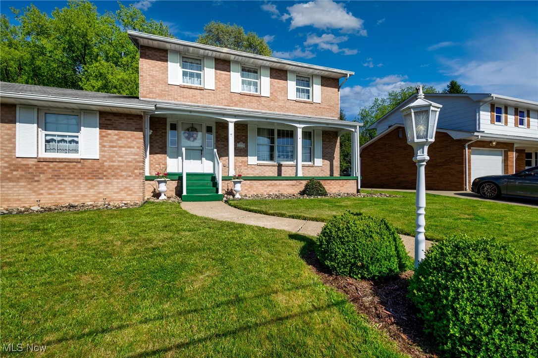 128 E Circle Drive, Weirton, West Virginia image 2