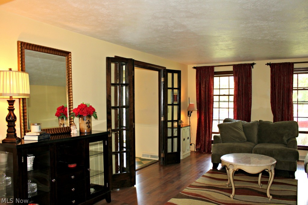 Hunting Meadows - Residential