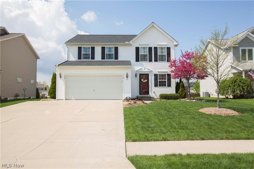 Welcome to the Ryan Home Sienna Model!  Newly renovated 3 bedroom, 3 bath with many upgrades!  The first floor boasts all new flooring and paint,   
large foyer, dining room, kitchen, bathroom, family entry way and great room with abundance of windows.  The kitchen boasts a modern feel with, new stainless appliances, walk-in pantry, upgraded countertops, and new light fixtures.  The open floor plan is an entertainers dream!  Family entry off of the garage entrance has ample storage space and built ins.  A dramatic staircase leads you to the second floor that has 3 bedrooms, 2 full bathrooms, and laundry room.  Massive master suite has walk in closet, bathroom with new light fixtures, toilet, faucets, and tub & sink have been re-glazed.  The lower level boasts large amounts of storage space, plumbed for a bathroom, and has endless possibilities.  The over-sized fenced in lot is one of the largest in this development and your own private oasis!  Property includes a gorgeous patio and me