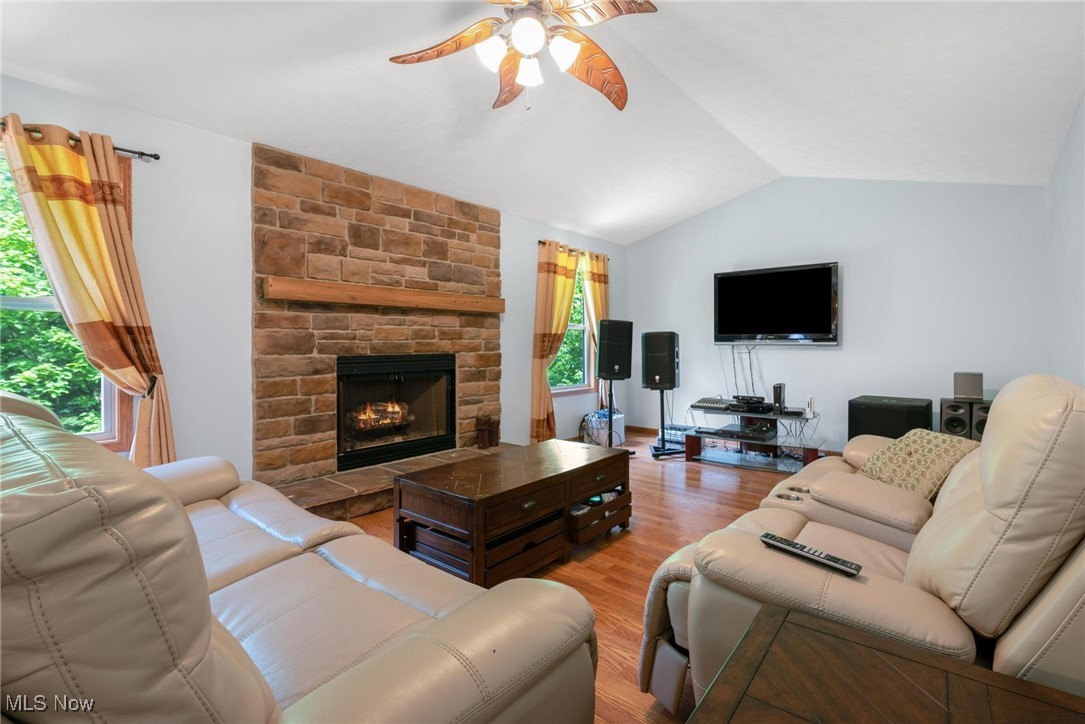 Meadows Ph 1 - Residential Lease