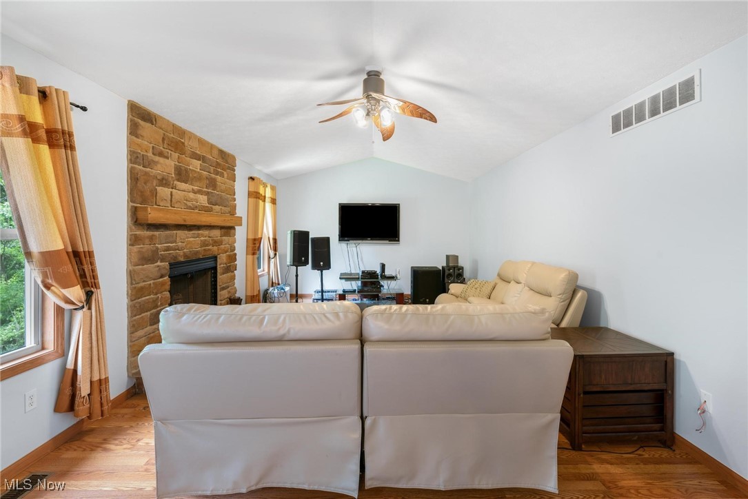 Meadows Ph 1 - Residential Lease