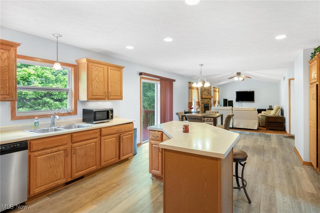 Meadows Ph 1 - Residential Lease