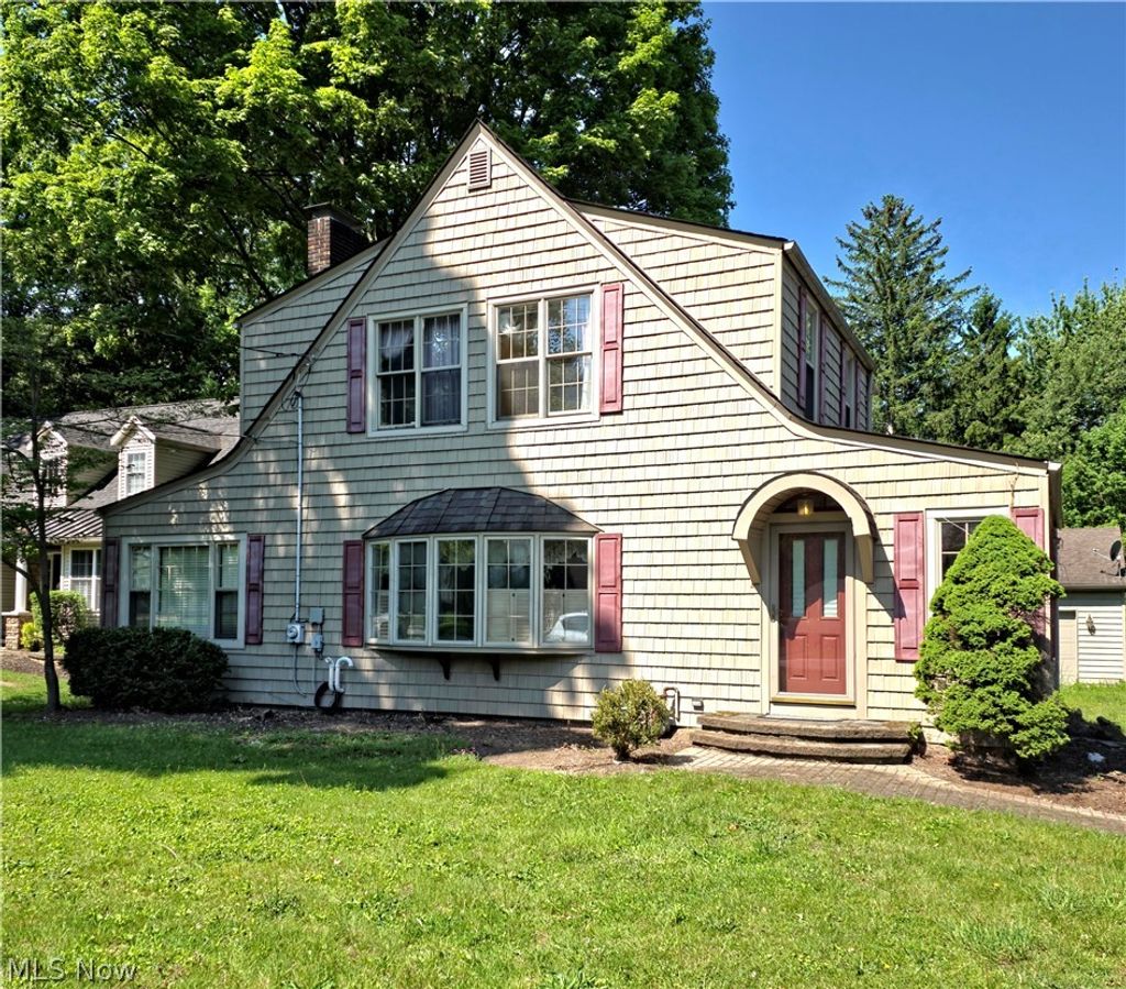 Photo of 6670 Stratford Road, Concord Township, OH 44077 (MLS # 5210966)