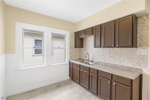 Tiny photo for 3420 Beechwood Avenue, Cleveland Heights, OH 44118 (MLS # 5243255)