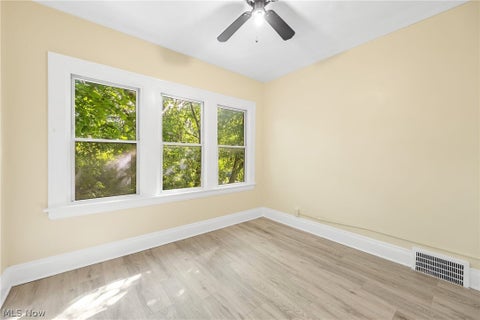 Tiny photo for 3420 Beechwood Avenue, Cleveland Heights, OH 44118 (MLS # 5243255)