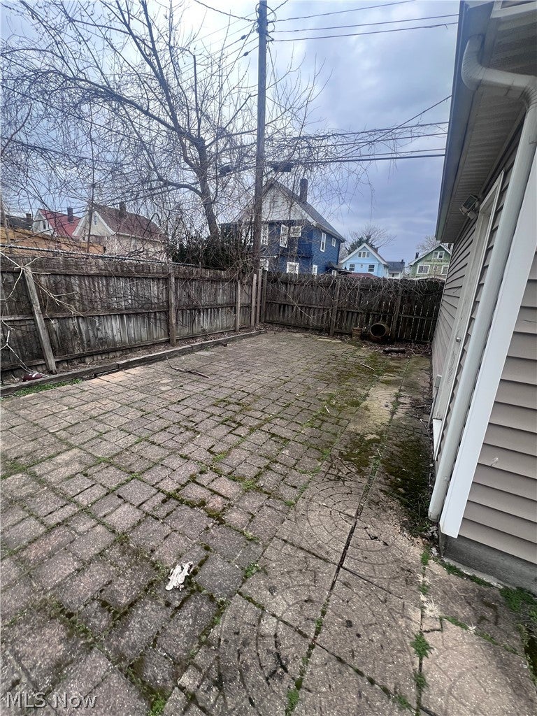 1261 E 134th Street