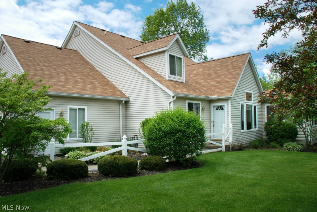 Shady Hollow Condo - Residential