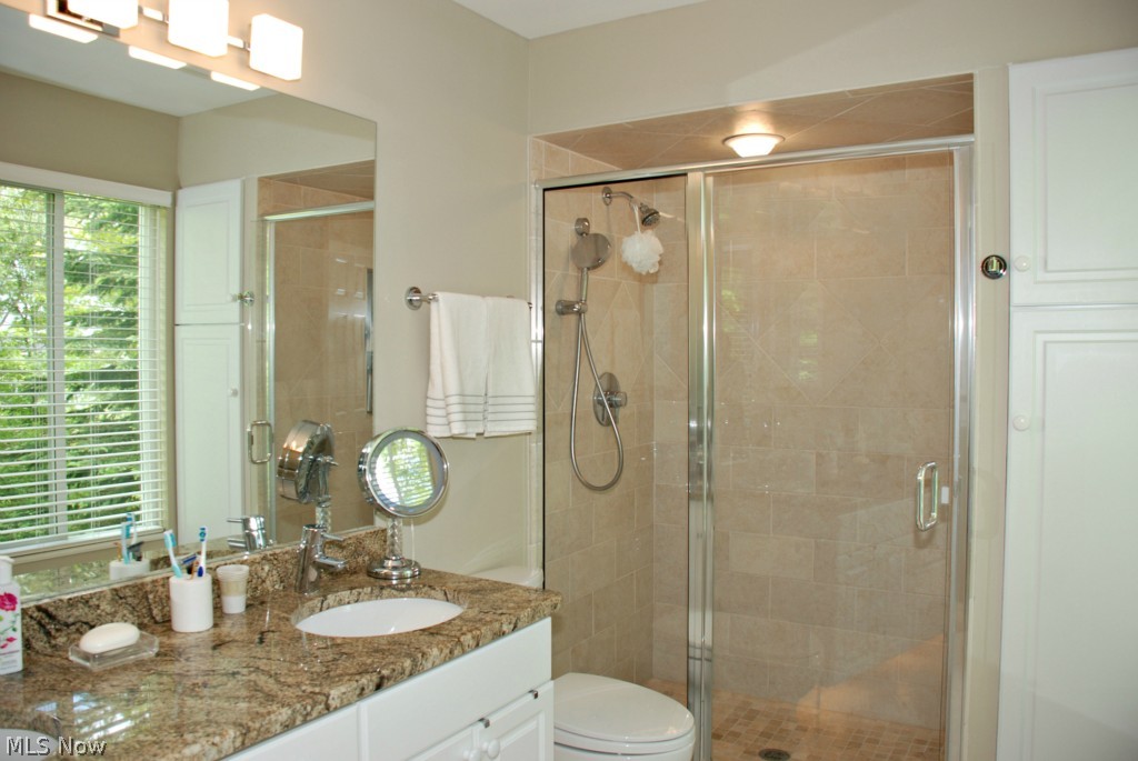 Shady Hollow Condo - Residential