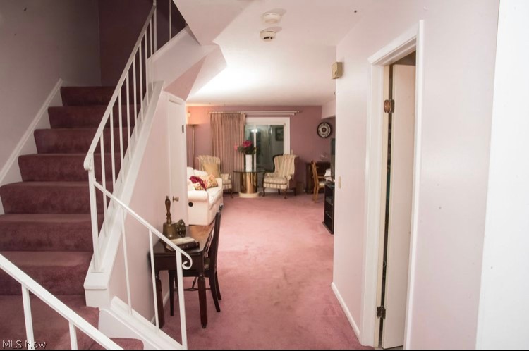 Rolling Hills Condo - Residential