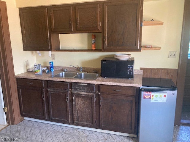 Photo of 13120 Kirton Avenue, Cleveland, OH 44135 (MLS # 5218622)