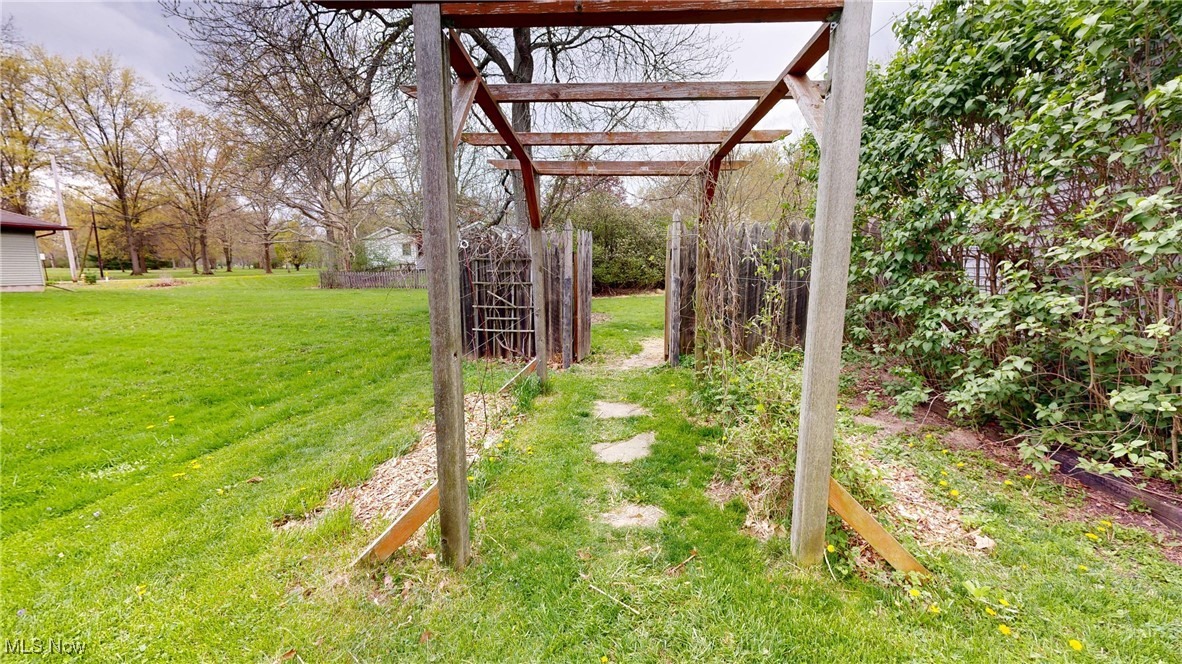 44 Colony Drive, Oberlin, Ohio image 46