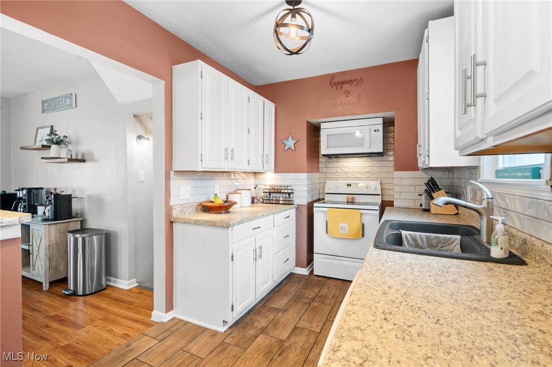 4184 Chester Avenue, Louisville, Ohio image 15