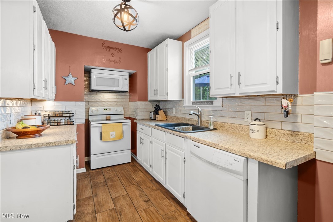 4184 Chester Avenue, Louisville, Ohio image 14