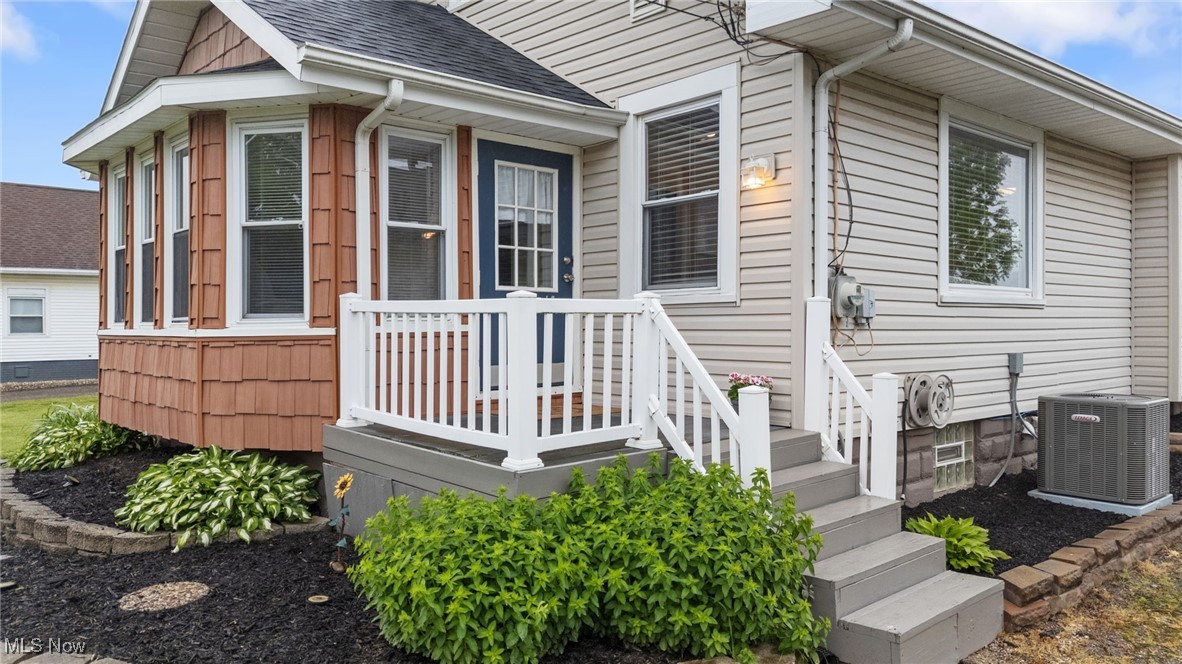 4184 Chester Avenue, Louisville, Ohio image 4