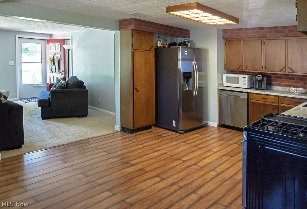 Briar Root Manor - Residential