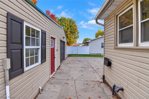 Tiny photo for 770 S 14th Street, Sebring, OH 44672 (MLS # 5254791)