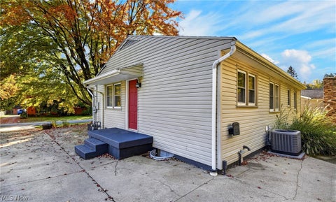 Tiny photo for 770 S 14th Street, Sebring, OH 44672 (MLS # 5254791)