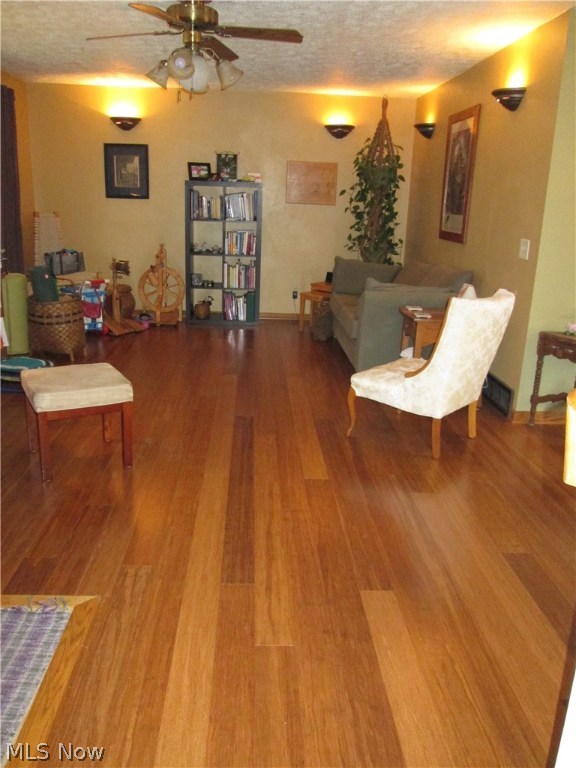 Laurel Ridge - Residential